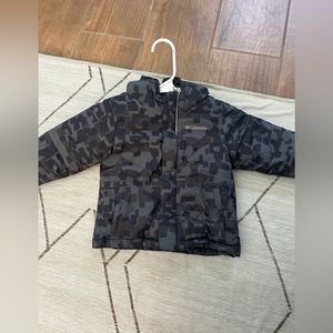 2T Columbia winter puffer jacket